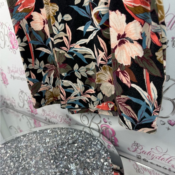 Dynamite dress flowers bird parrot tropical green black Multicolor Floral Dress - Picture 4 of 12